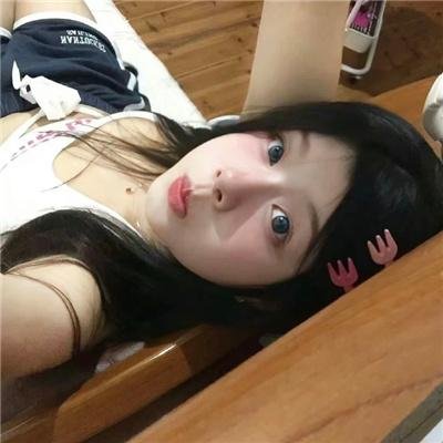 楼下的女人和楼上的男人